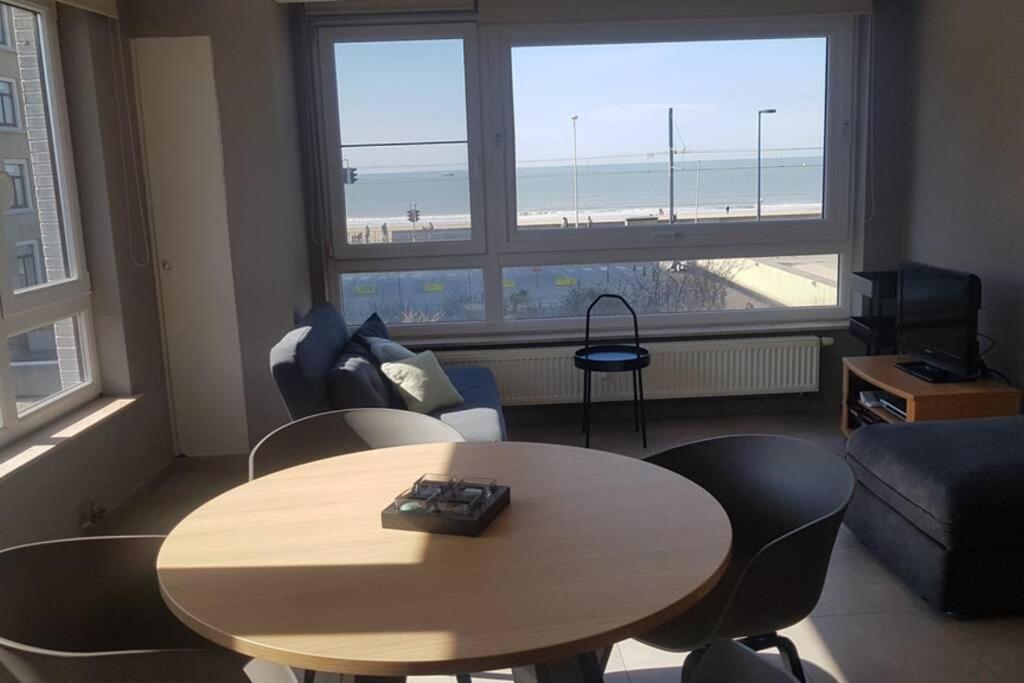 Oostende Studio Voor 2 Of 3 Pers Met Zeezicht Exterior foto